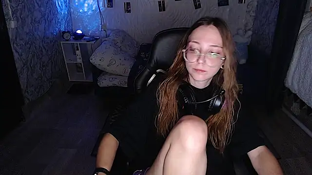 AmeliaKamishiro's Live XXX Chat