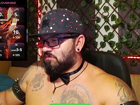 mr_wolf46 Chat XXX in diretta