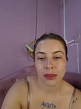 Emmasweet_Val's Live XXX Chat