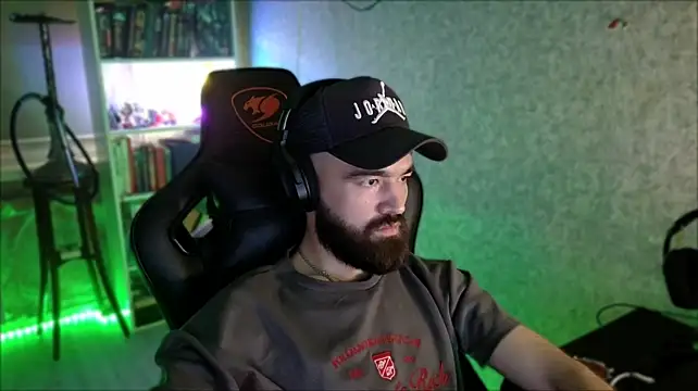 Chat XXX Live _Serious_Man