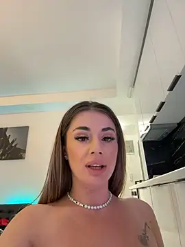 IsabellaEtthan Chat XXX in diretta