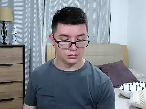 BlackFoXXX69's Live XXX Chat