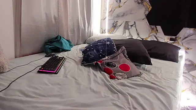 Goldendesirexx__ 라이브 XXX 채팅