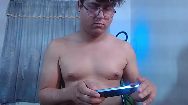 sharly14 – Naživo XXX chat
