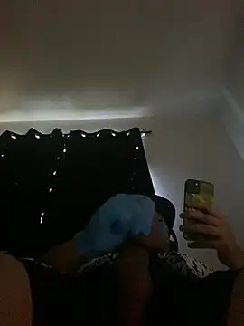 Chat XXX en directo de GusanoDelicioso