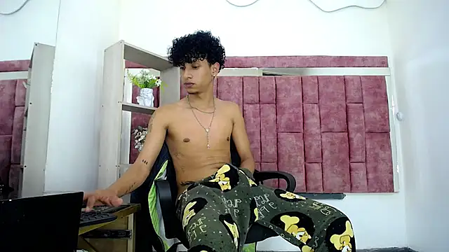 Chatroom XXX en direct de BlakeSttone