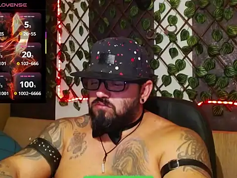 mr_wolf46 Chat XXX in diretta