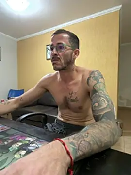 Chat +18 de MeladoDiMel ao vivo