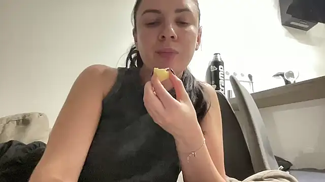 Hanna_pup 라이브 XXX 채팅