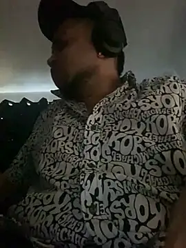 Chat +18 de GusanoDelicioso ao vivo