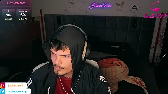 JordanShow's Live XXX Chat