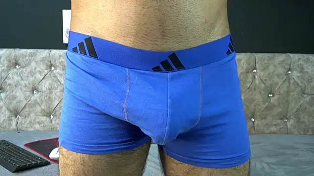 EnzoKnox live XXX chat