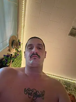 PoundedCajunGuy93 Chat XXX in diretta