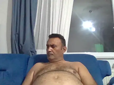 enginbasar Adlı Modelin Canlı XXX Sohbeti