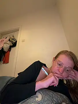 jannis1992 লাইভ XXX চ্যাট