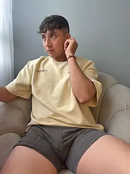 OLIVER_K Adlı Modelin Canlı XXX Sohbeti