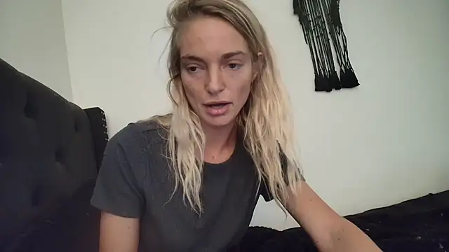 lanasharapovaxxx élő XXX-chatje