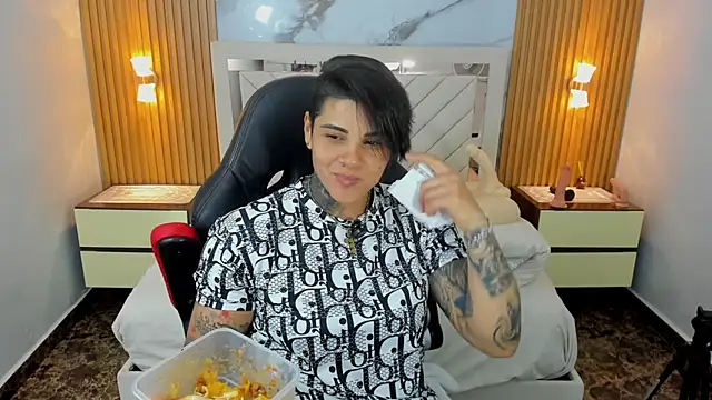 Chat XXX en directo de KAROLLJONES1