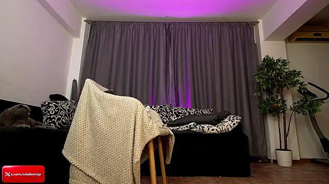 VioletVIP Live XXX-Chat