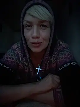 Chat +18 de MARILYNKOVANOVA ao vivo