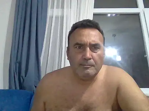 enginbasar Adlı Modelin Canlı XXX Sohbeti
