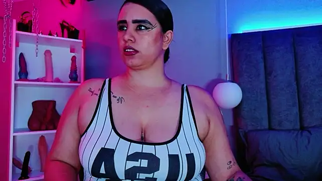 Chat +18 de MariaGaitan ao vivo