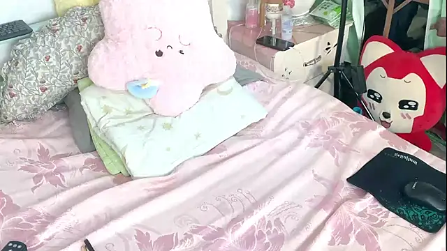 lililuo 现场XXX聊天