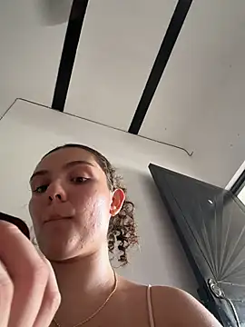 Eva_stark10のライブXXXチャット