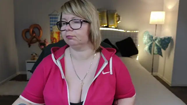 BonnnyBoobsy Live XXX-chat
