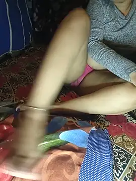 Elina_couple_'s Live XXX Chat