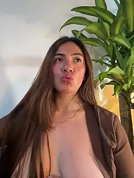 دردشة emmily_d الجنسية المباشرة