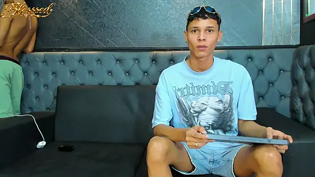 Chat +18 de im_Ralff26 ao vivo
