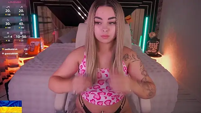 SusieWood Live XXX-Chat
