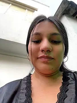 Emily_Gomezz XXX чат на живо