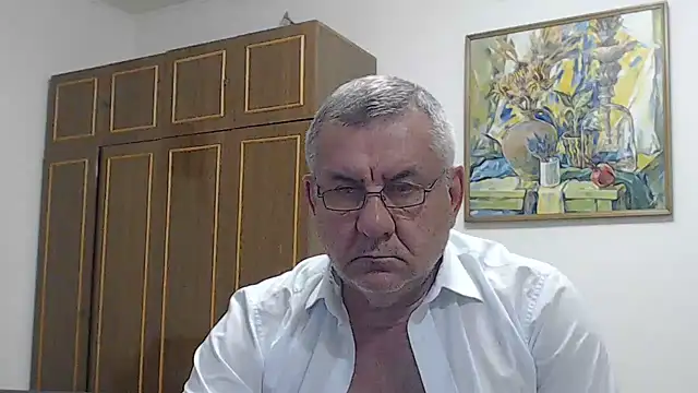 machomale3 Adlı Modelin Canlı XXX Sohbeti