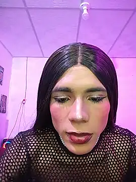 Chatroom XXX en direct de Julian_Akerman