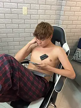 Chat XXX en directo de Nicola_hard