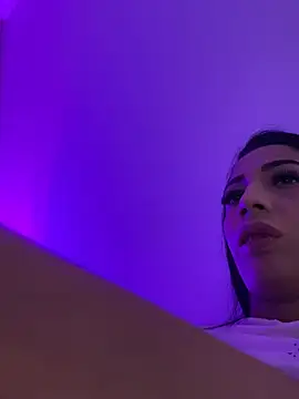 Živý XXX chat MAHOMI_ROSE