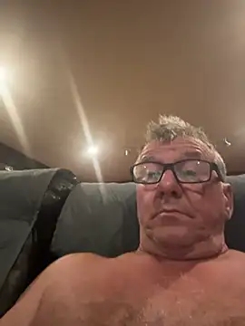 capitaine111's Live XXX Chat