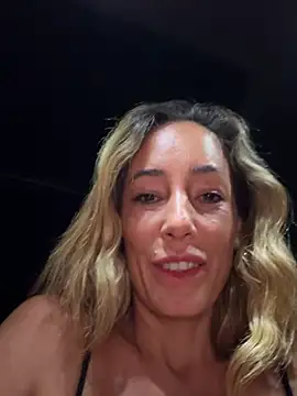 צ'אט XXX בשידור חי של SweetAlegra_