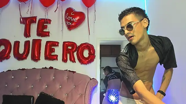 Axel_Collin7 Live XXX-chat