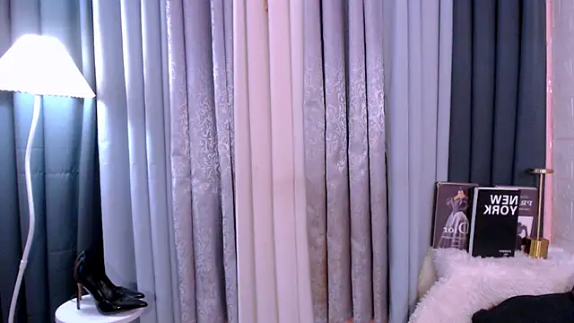Chat +18 de Coka_bella ao vivo