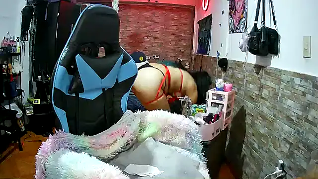 AngelaQueen_ Chat XXX in diretta