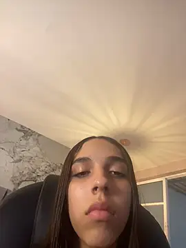 nikkydoll Chat XXX live