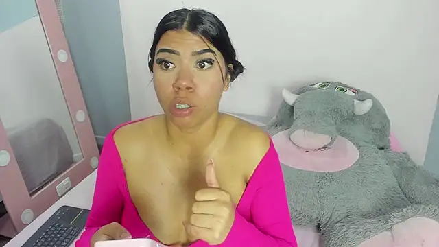Michelle_Vixen Live XXX-Chat