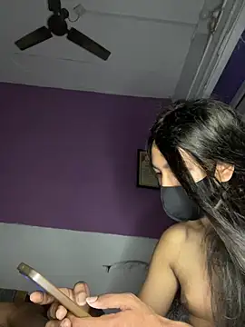 Chatroom XXX en direct de sissyindianboi