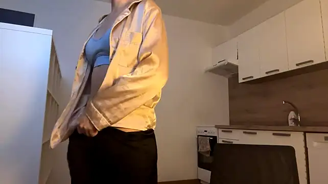 LisetteGhazvini 라이브 XXX 채팅