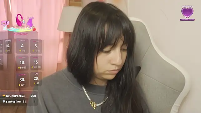 EmmitaGarcia 现场XXX聊天