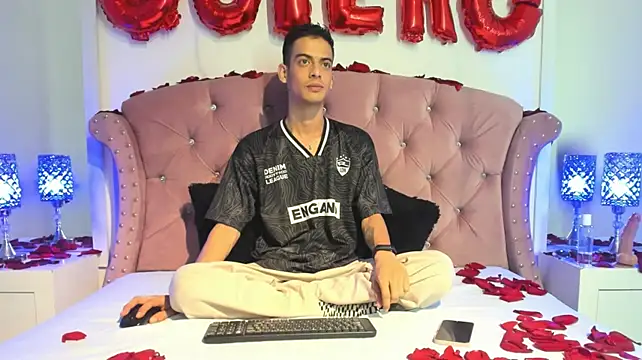 XXX chat uživo modela Axel_Collin7