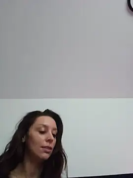 צ'אט XXX בשידור חי של LilyOrion
